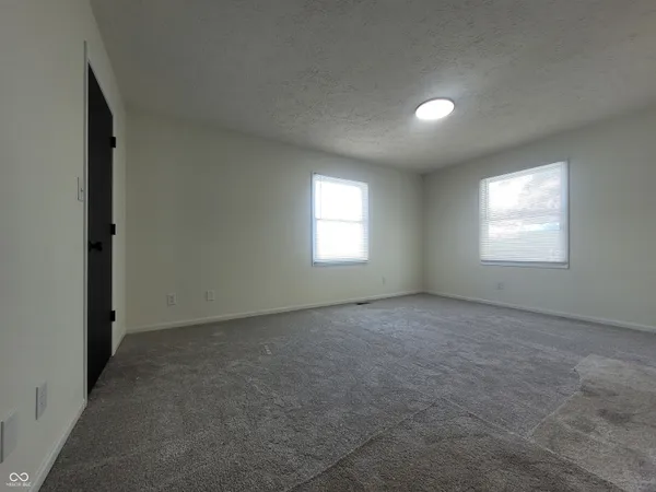$227,500 | 632 North Englewood Drive, Crawfordsville, IN 47933