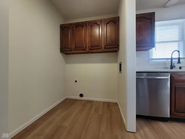 $227,500 | 632 North Englewood Drive, Crawfordsville, IN 47933