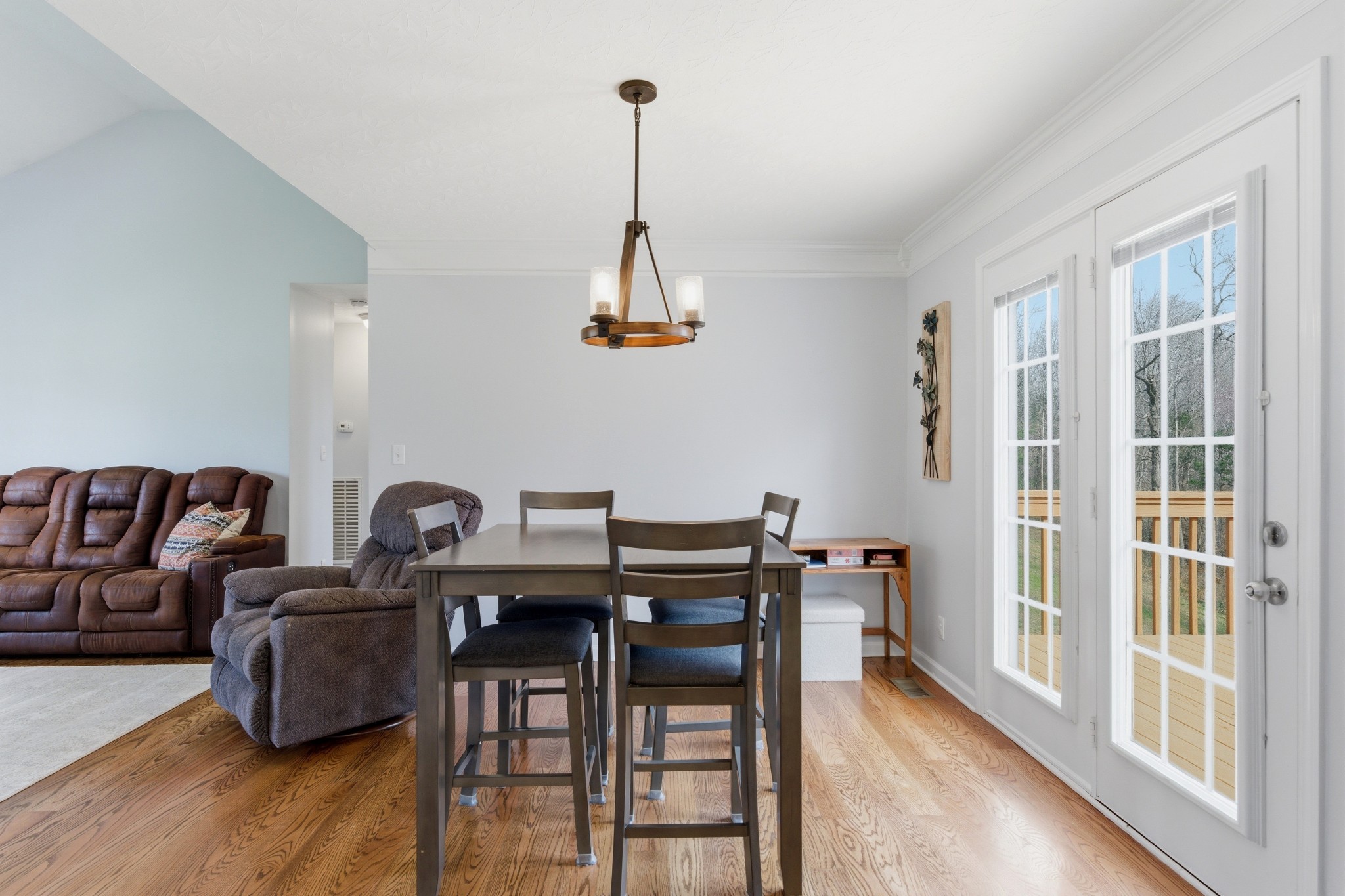 3080 Bowker Road Charlotte, TN 37036 - Photo 13 of 31 a living room with furniture and a table