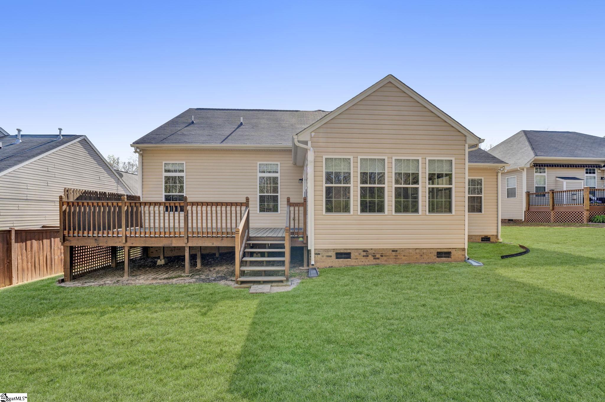 377 Amberleaf Way Simpsonville, SC 29681 - Photo 32 of 34 Gallery Image 32