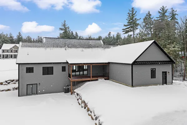 $1,600,000 | 12-3 Needle Eye Road, Meredith, NH 03253