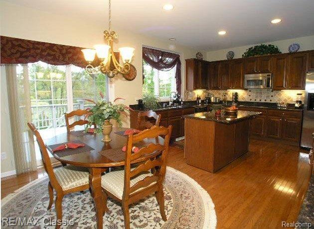 3931 Ridgemonte Court Rochester, MI 48306 - Photo 14 of 23 Ridgemont Ct 014.JPG