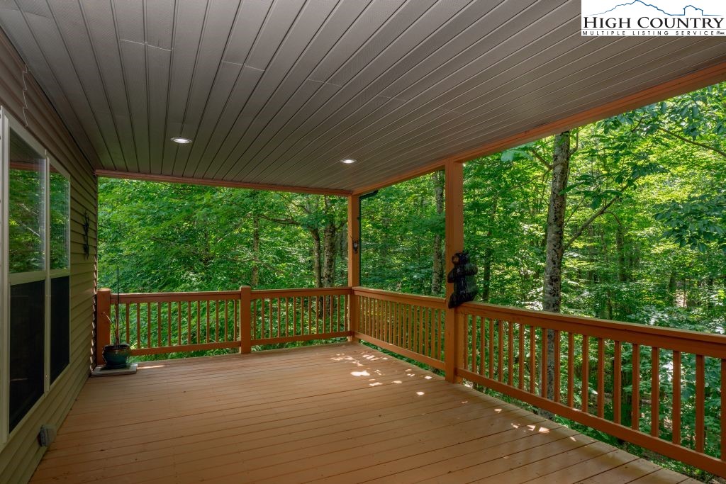 106 Hawthorne Road Beech Mountain, NC 28604 - Photo 12 of 30