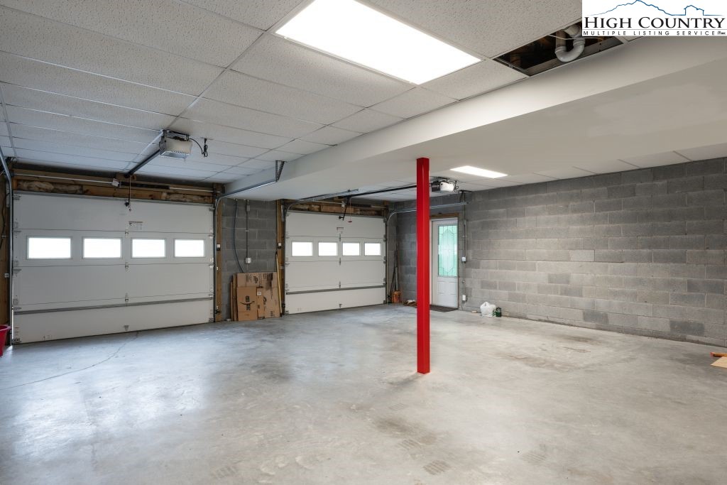 106 Hawthorne Road Beech Mountain, NC 28604 - Photo 28 of 30