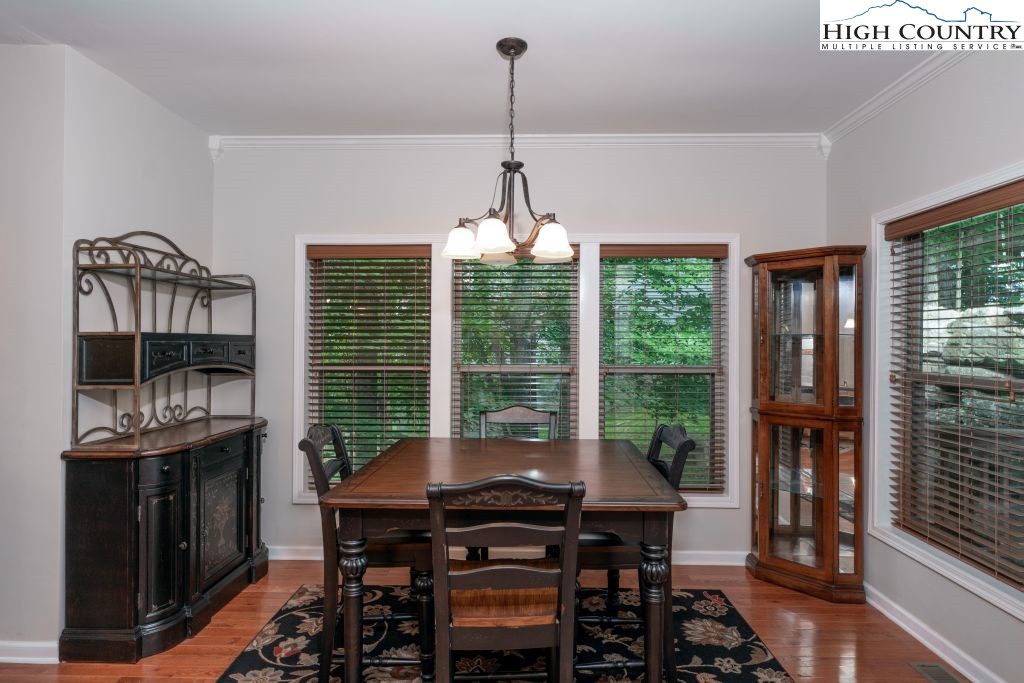 106 Hawthorne Road Beech Mountain, NC 28604 - Photo 10 of 30