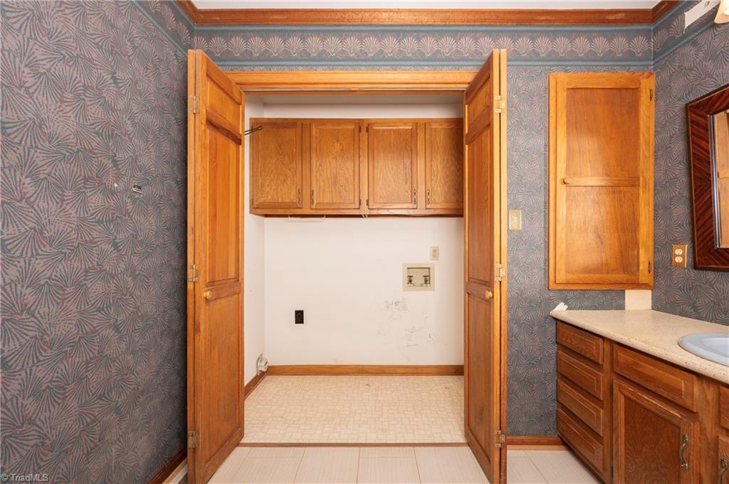 6351 Cashatt Road High Point, NC 27263 - Photo 26 of 40 Gallery Image 26