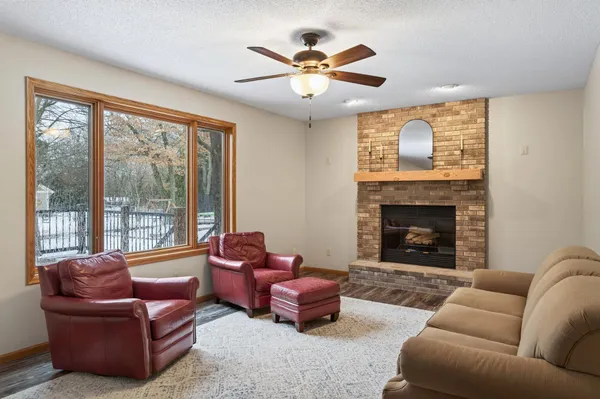 $529,900 | 102 Woodridge Lane, Circle Pines, MN 55014