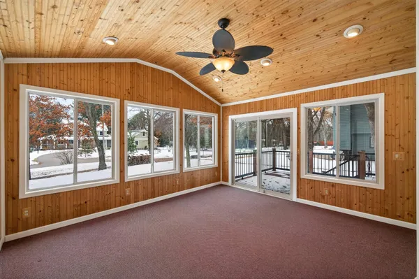 $529,900 | 102 Woodridge Lane, Circle Pines, MN 55014