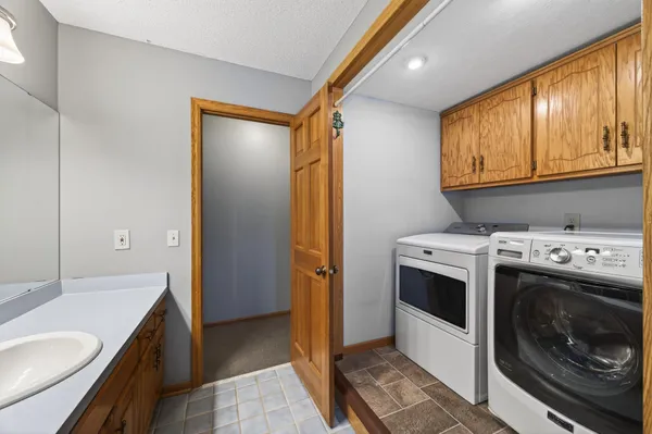 $529,900 | 102 Woodridge Lane, Circle Pines, MN 55014