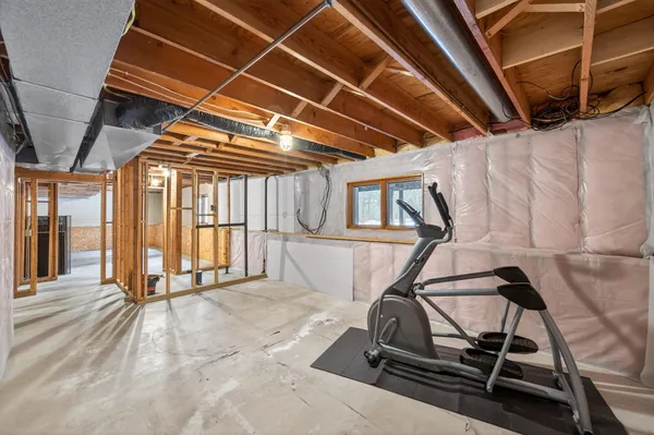 $529,900 | 102 Woodridge Lane, Circle Pines, MN 55014