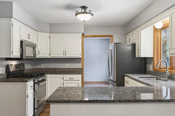 $529,900 | 102 Woodridge Lane, Circle Pines, MN 55014