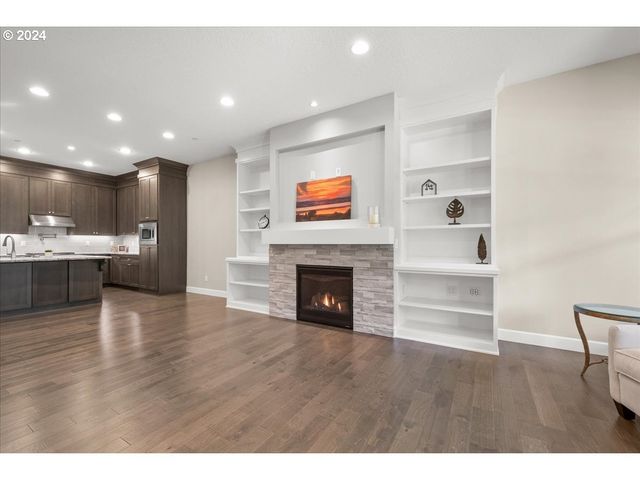 $710,000 | 4042 Northwest 76th Avenue, Camas, WA 98607