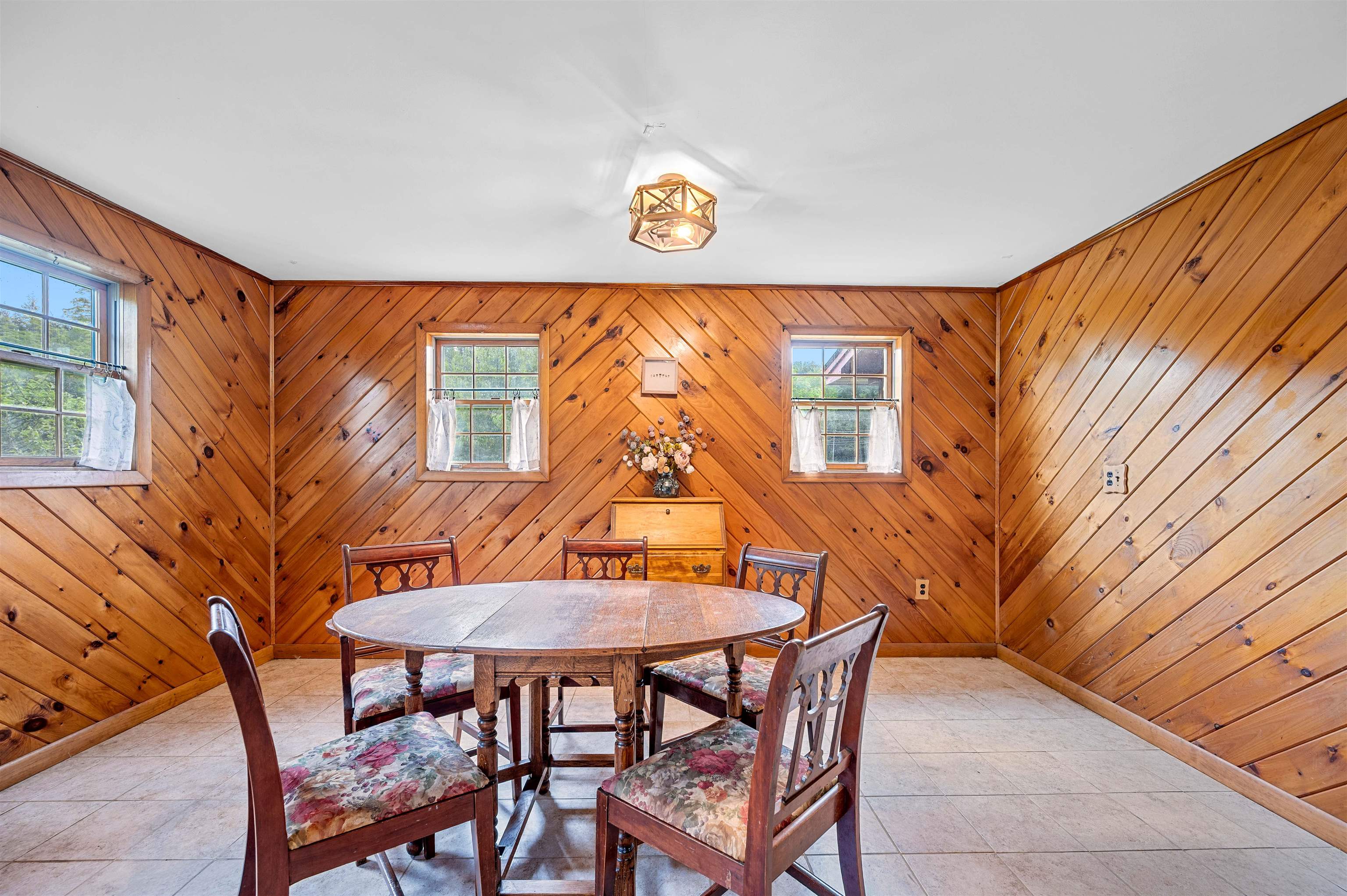 302 Brook Road Chelsea, VT 05038 - Photo 23 of 47