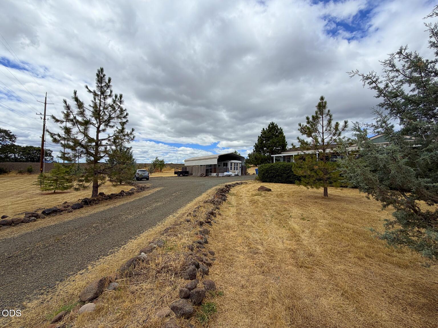 63 Rogue River Drive Eagle Point, OR 97524 - Photo 25 of 46