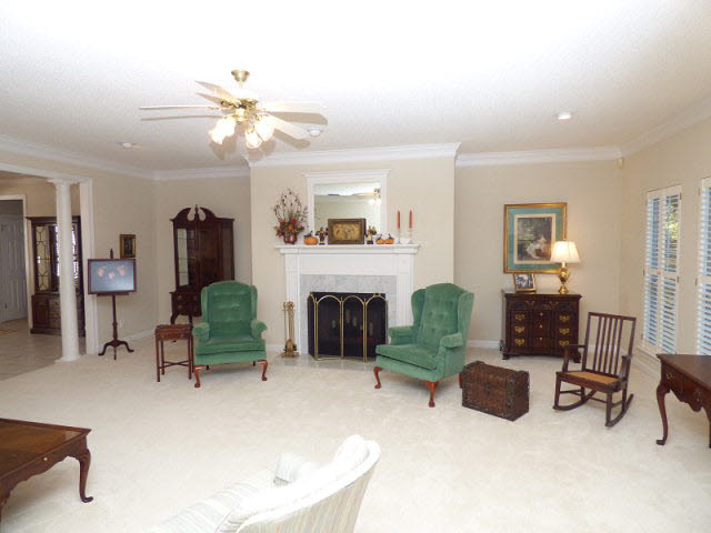 112 Dewitt Circle Daphne, AL 36526 - Photo 12 of 28 living room