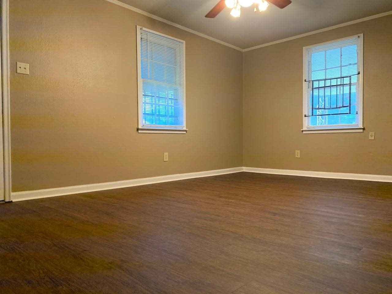 1398 Russwood Road Memphis, TN 38108 - Photo 3 of 6 Gallery Image 3