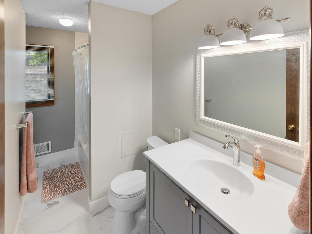 7169 Birchview Road Maple Grove, MN 55369 - Photo 36 of 51 Gallery Image 36