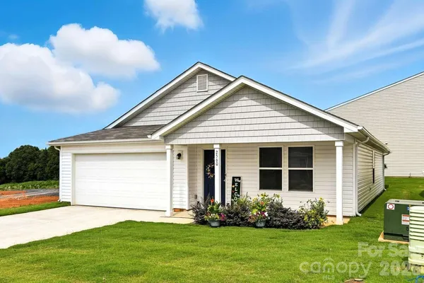 $315,995 | 2560 Celestial Drive, Newton, NC 28658