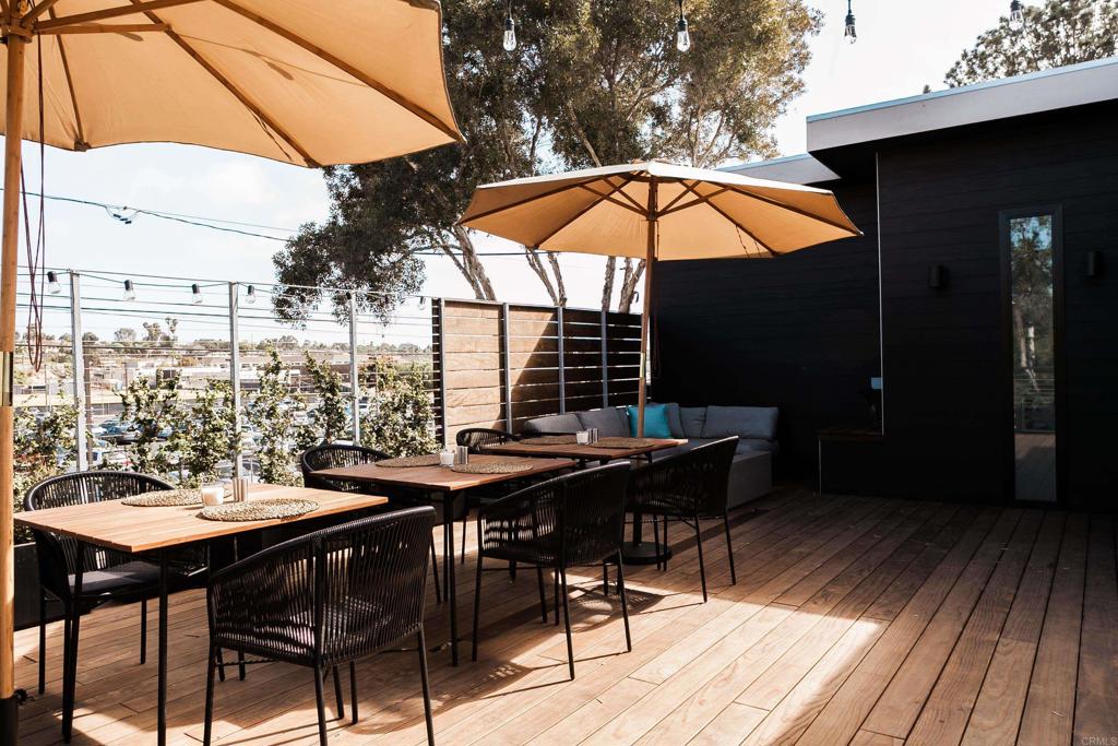 1004 Nardo Road Encinitas, CA 92024 - Photo 25 of 55