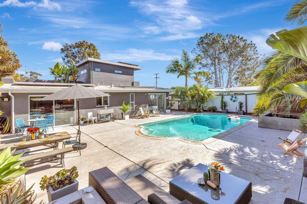 1004 Nardo Road Encinitas, CA 92024 - Photo 6 of 55