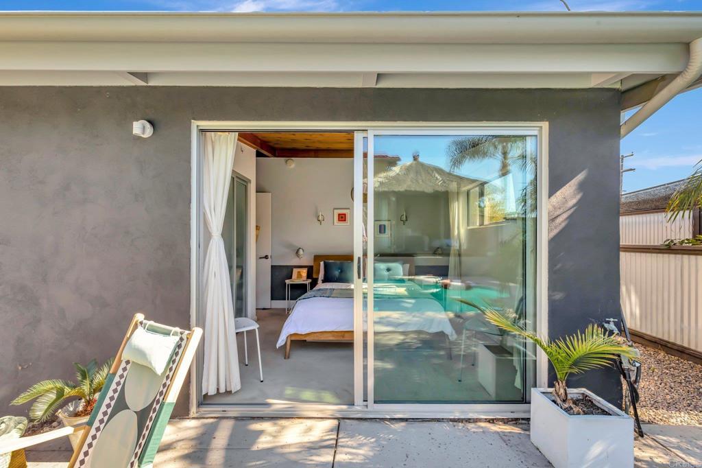 1004 Nardo Road Encinitas, CA 92024 - Photo 10 of 55