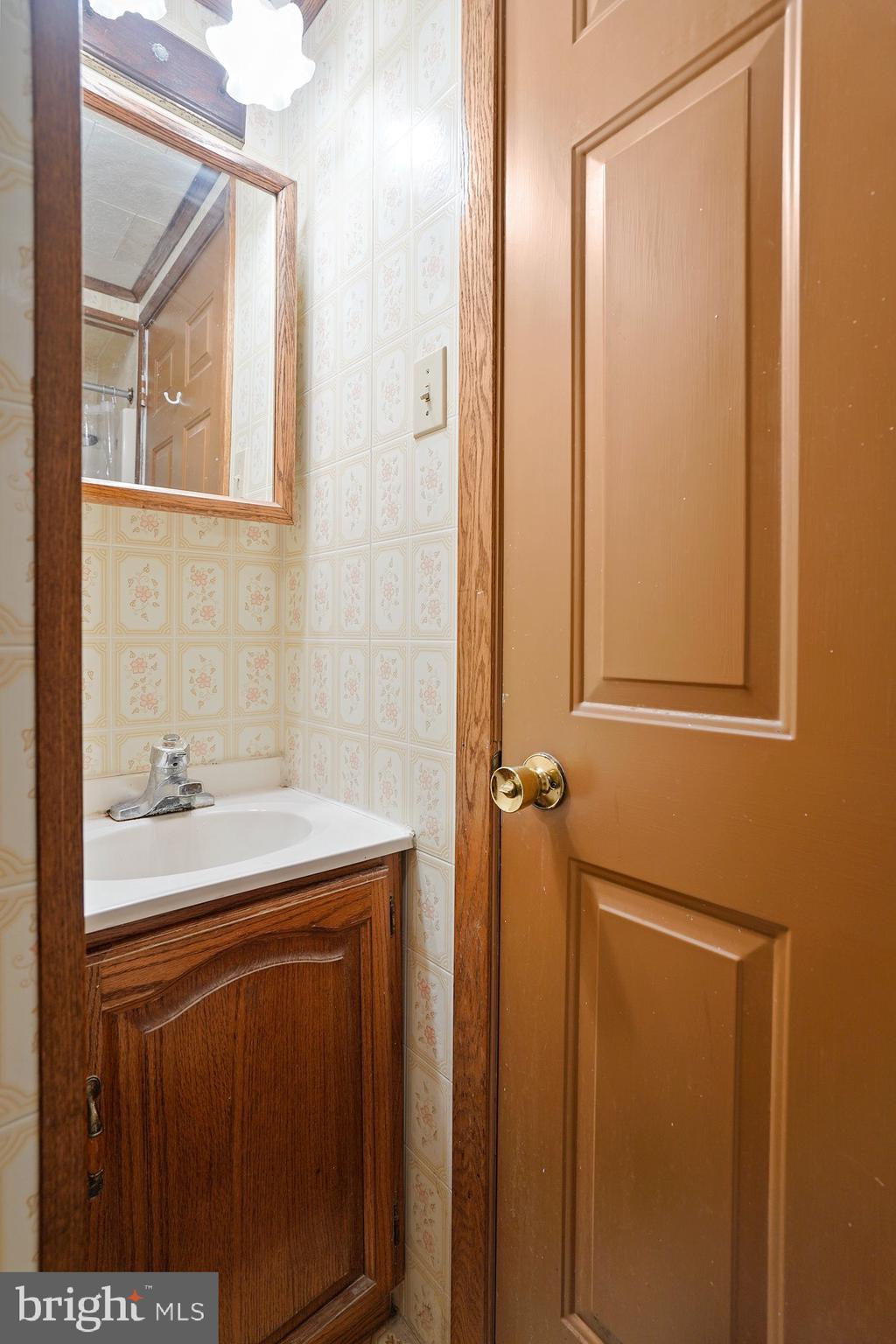 746 Fritztown Road Sinking Spring, PA 19608 - Photo 11 of 25 Bathroom