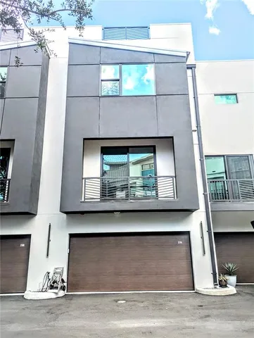 a view of washer and dryer in a utility room