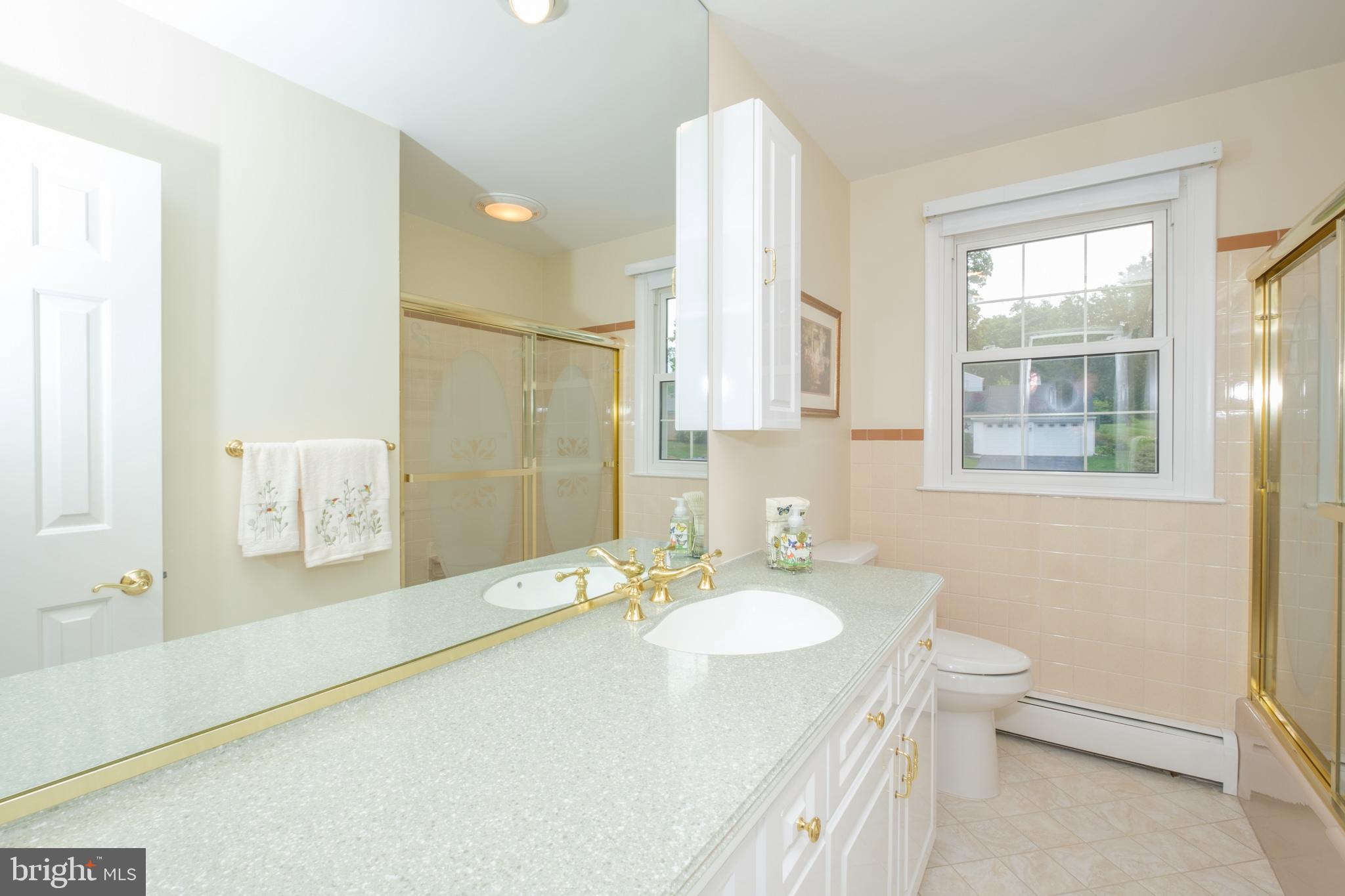 1226 Mallard Road West Chester, PA 19382 - Photo 25 of 26 Hall Bathroom
