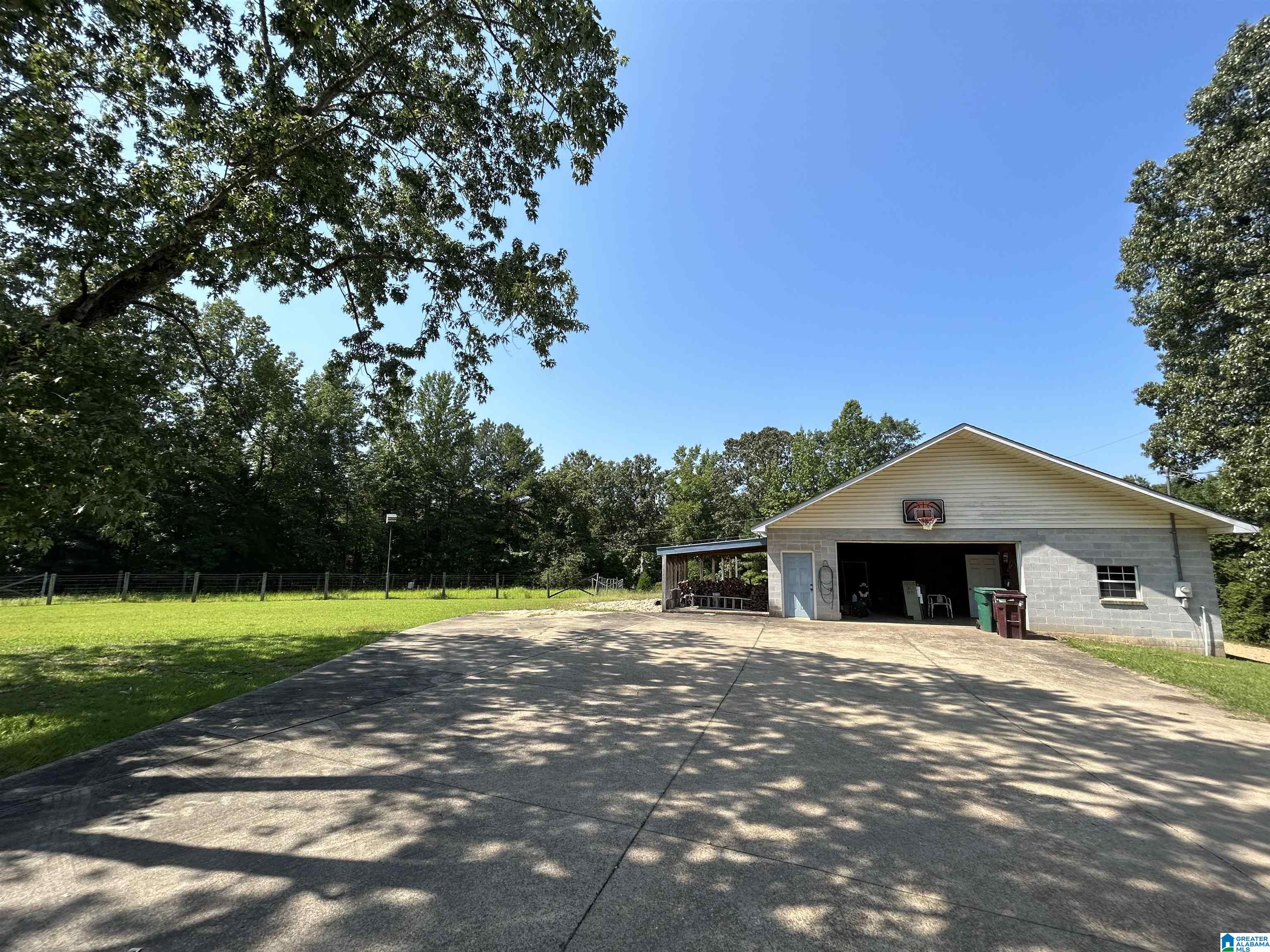 624 Sexton Road Fayette, AL 35555 - Photo 6 of 50