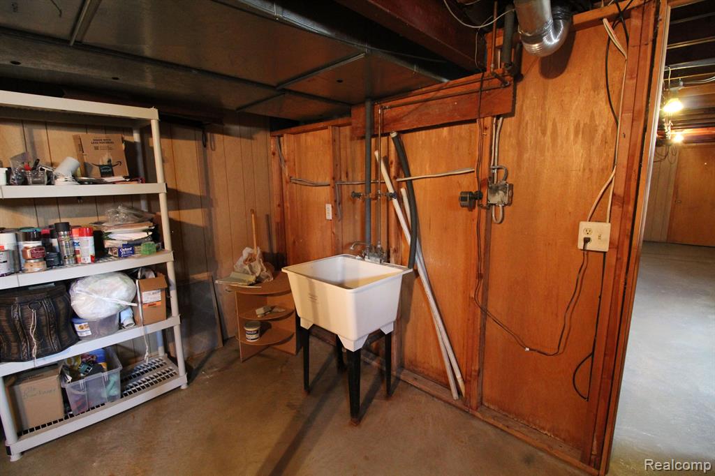 31775 Ridgeside Drive, Unit 2 Farmington Hills, MI 48334 - Photo 82 of 90