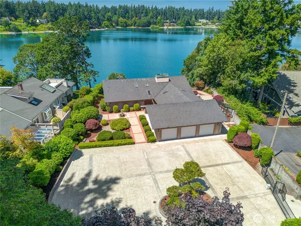 $2,100,000 | 6638 Hilltop Lane Southwest, Lakewood, WA 98499