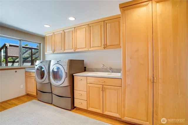 $2,100,000 | 6638 Hilltop Lane Southwest, Lakewood, WA 98499