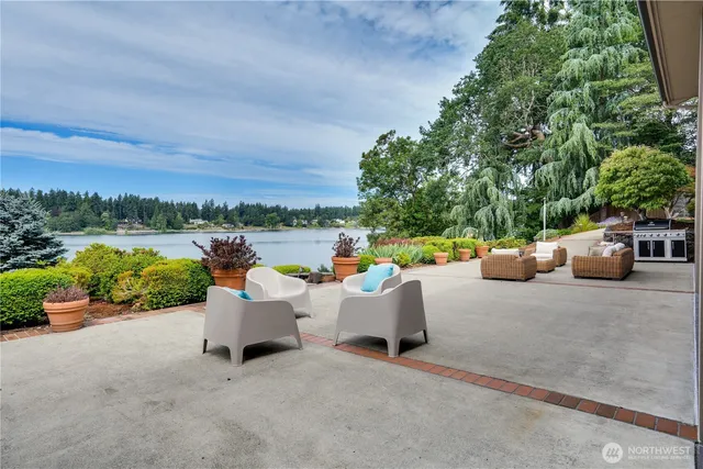 $2,100,000 | 6638 Hilltop Lane Southwest, Lakewood, WA 98499