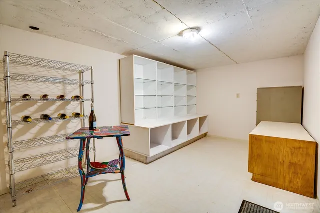 $2,100,000 | 6638 Hilltop Lane Southwest, Lakewood, WA 98499