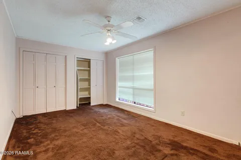 $300,000 | 7867 Main Street, St. Martinville, LA 70582