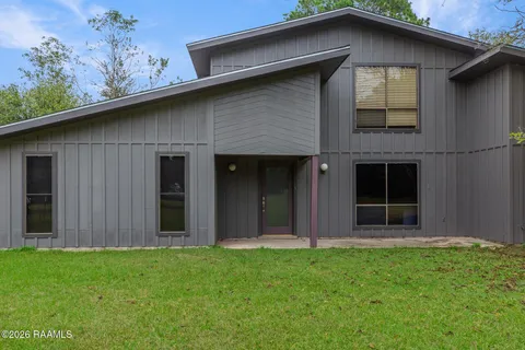$300,000 | 7867 Main Street, St. Martinville, LA 70582