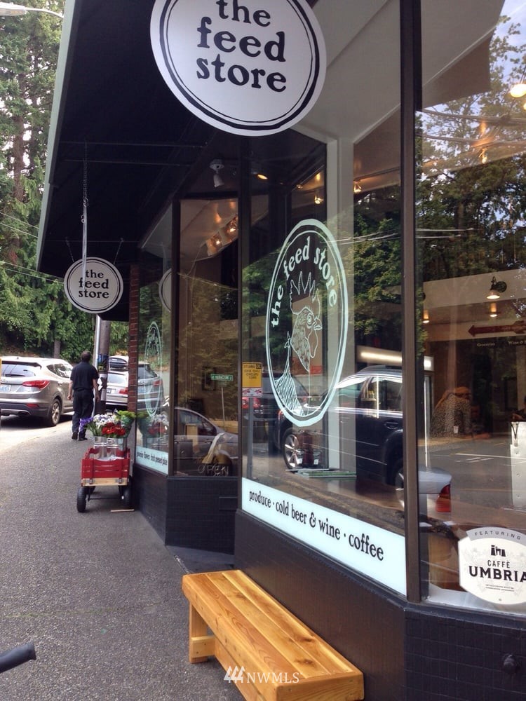 3301 York Road South Seattle, WA 98144 - Photo 18 of 21 an outdoor living area with furniture and a fireplace