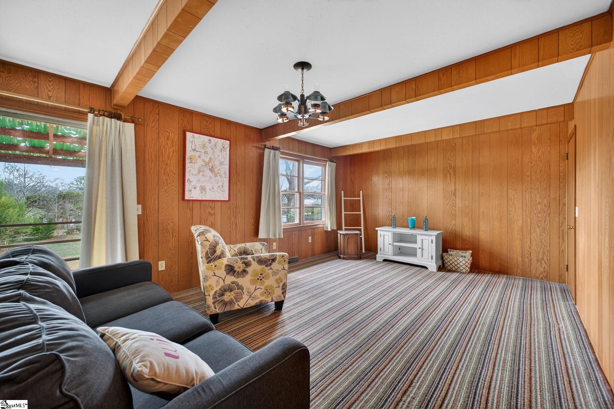 104 Iverson Street Greenville, SC 29615 - Photo 13 of 25