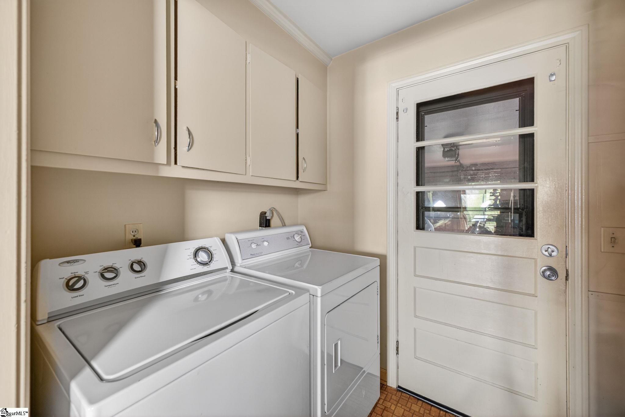 104 Iverson Street Greenville, SC 29615 - Photo 20 of 25