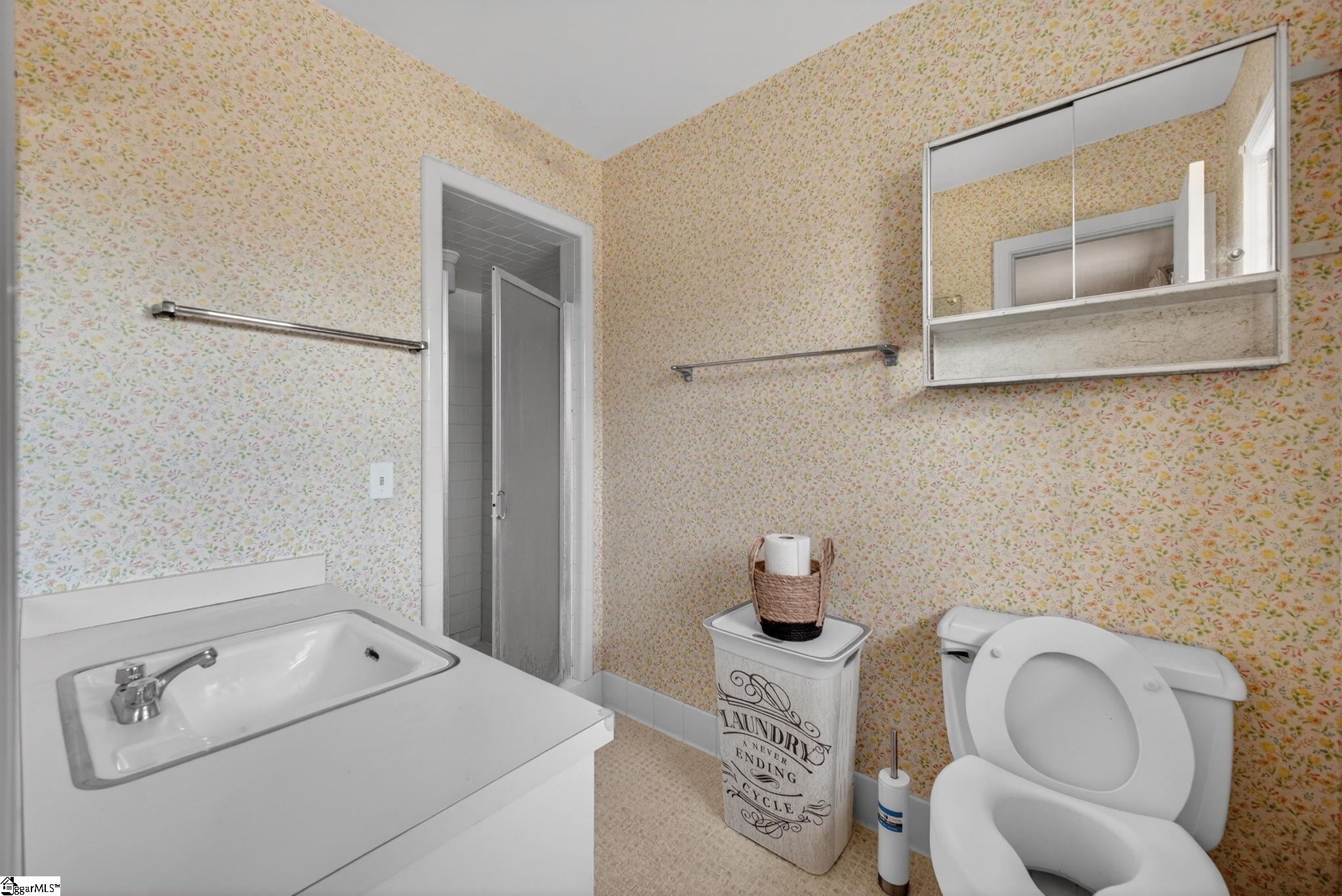 104 Iverson Street Greenville, SC 29615 - Photo 21 of 25