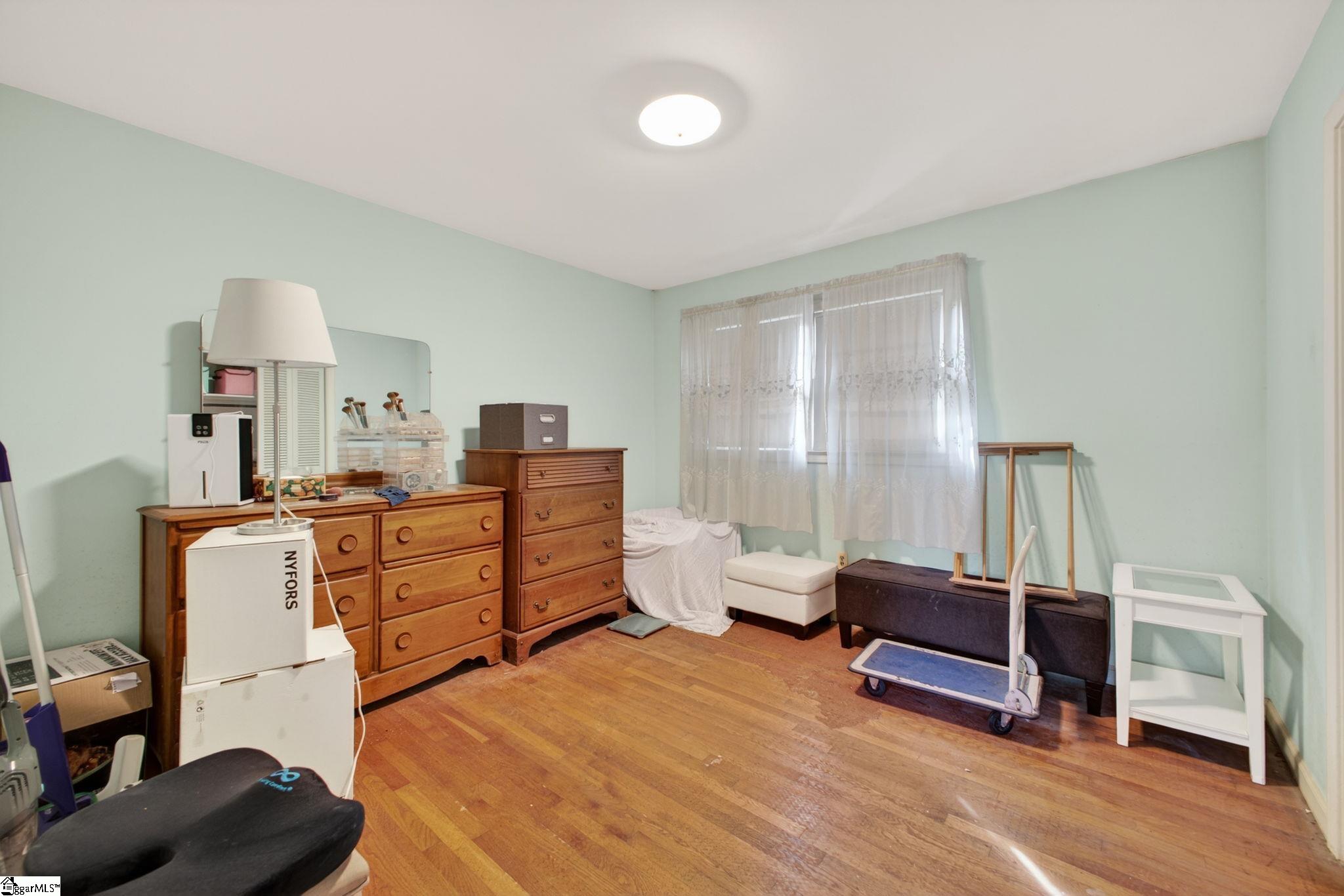 104 Iverson Street Greenville, SC 29615 - Photo 23 of 25