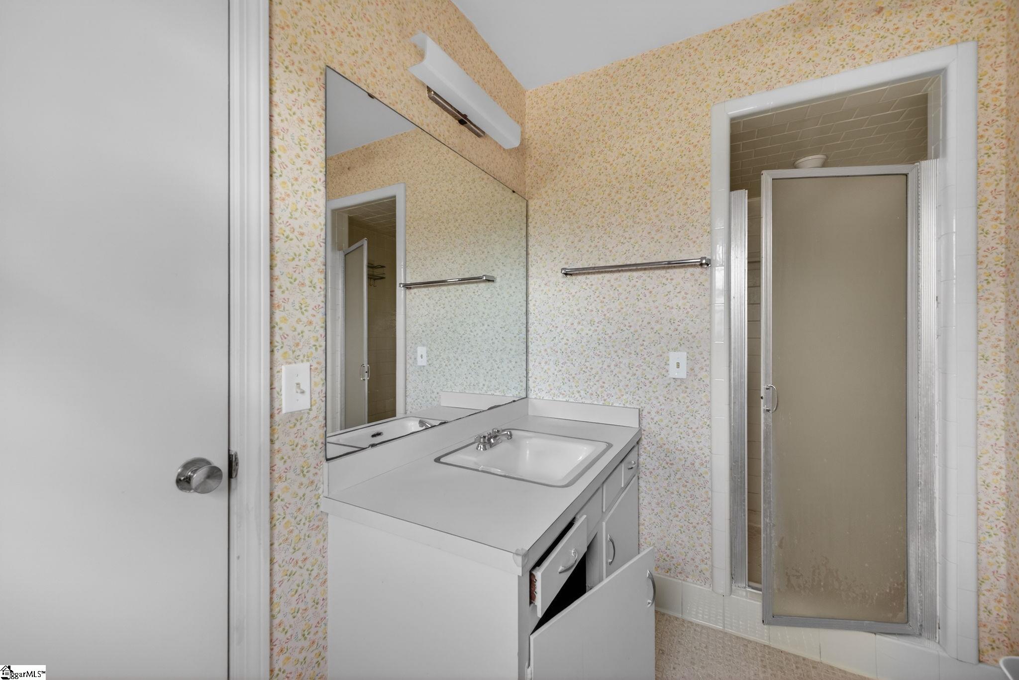 104 Iverson Street Greenville, SC 29615 - Photo 25 of 25