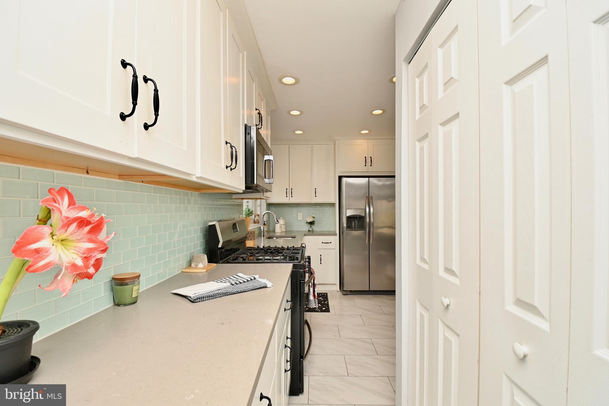 5412 Fremont Street Springfield, VA 22151 - Photo 15 of 36 Kitchen 5th View