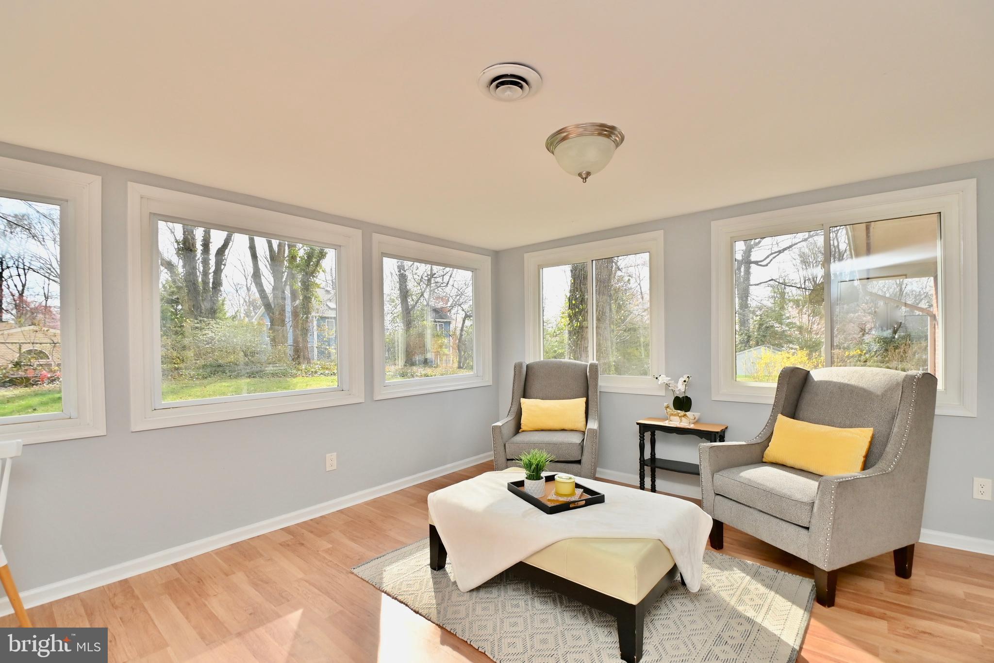 5412 Fremont Street Springfield, VA 22151 - Photo 23 of 36 Sunroom 4th View