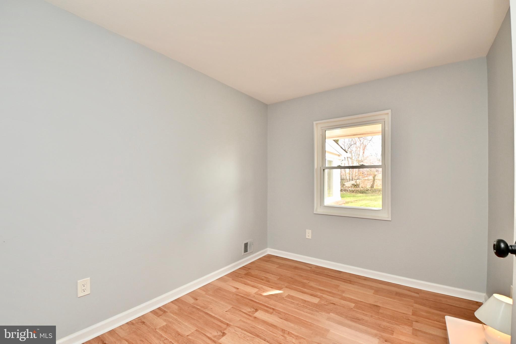 5412 Fremont Street Springfield, VA 22151 - Photo 27 of 36 Bedroom