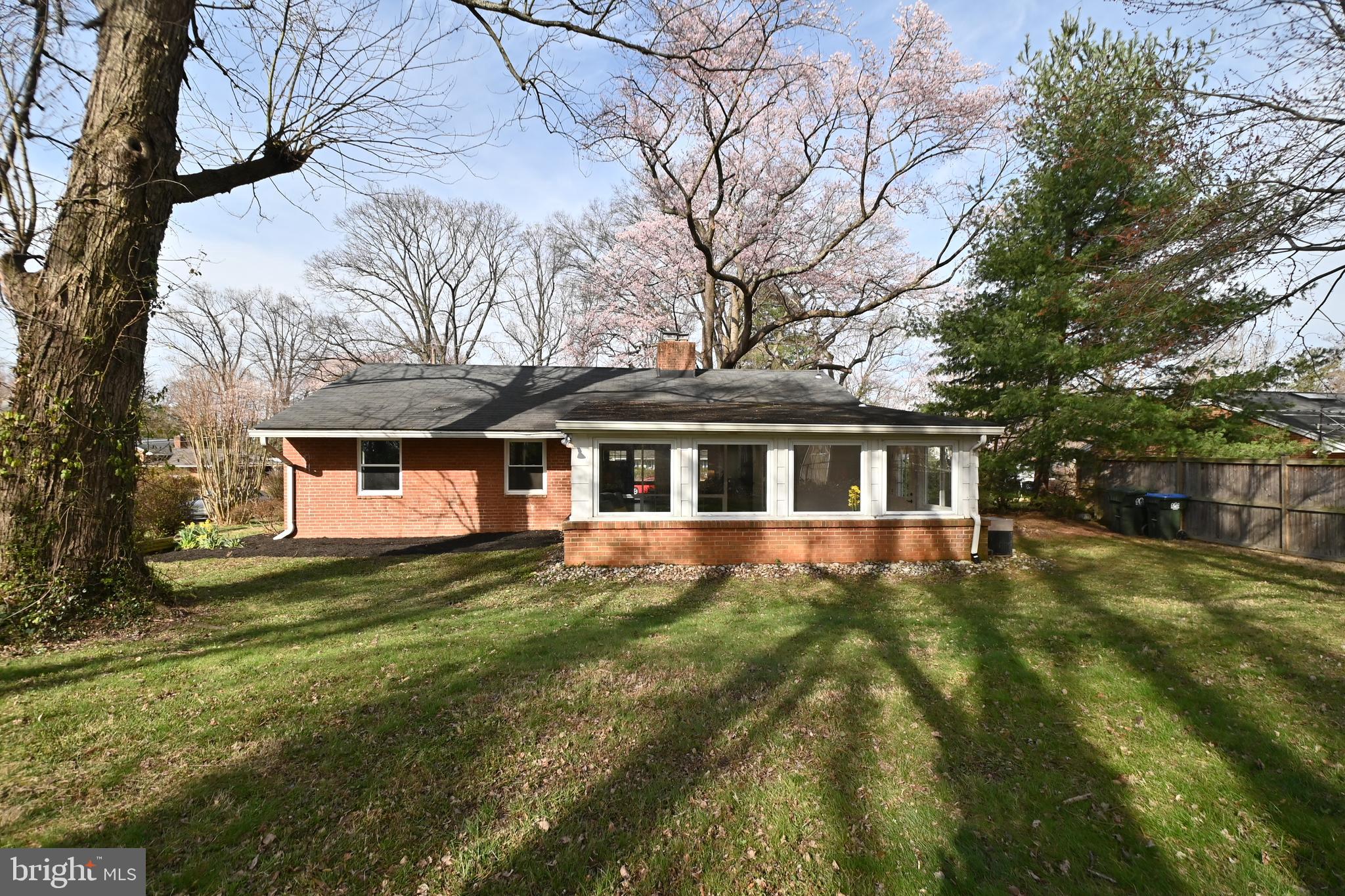 5412 Fremont Street Springfield, VA 22151 - Photo 36 of 36 Rear View