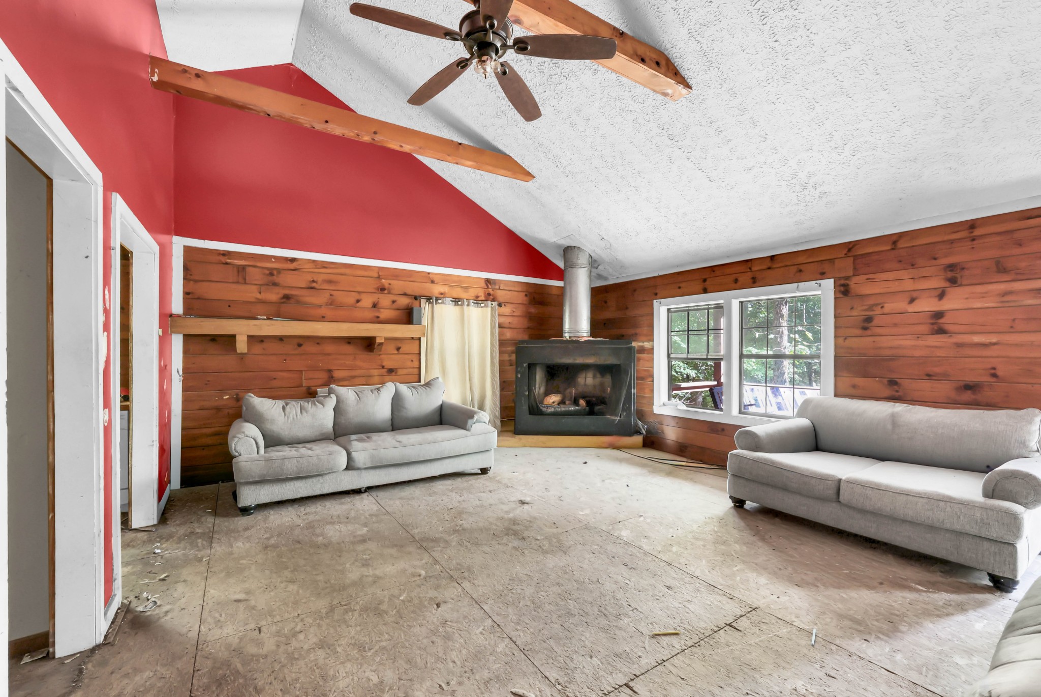 348 Shepherd Hollow Road Indian Mound, TN 37079 - Photo 10 of 23 a living room with furniture and a fireplace