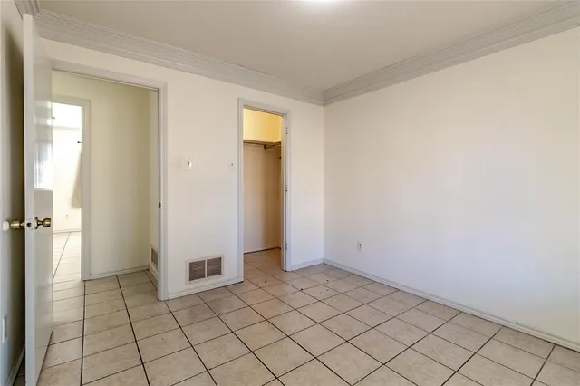 $220,000 | 308 Bear Creek Drive, Ferris, TX 75125