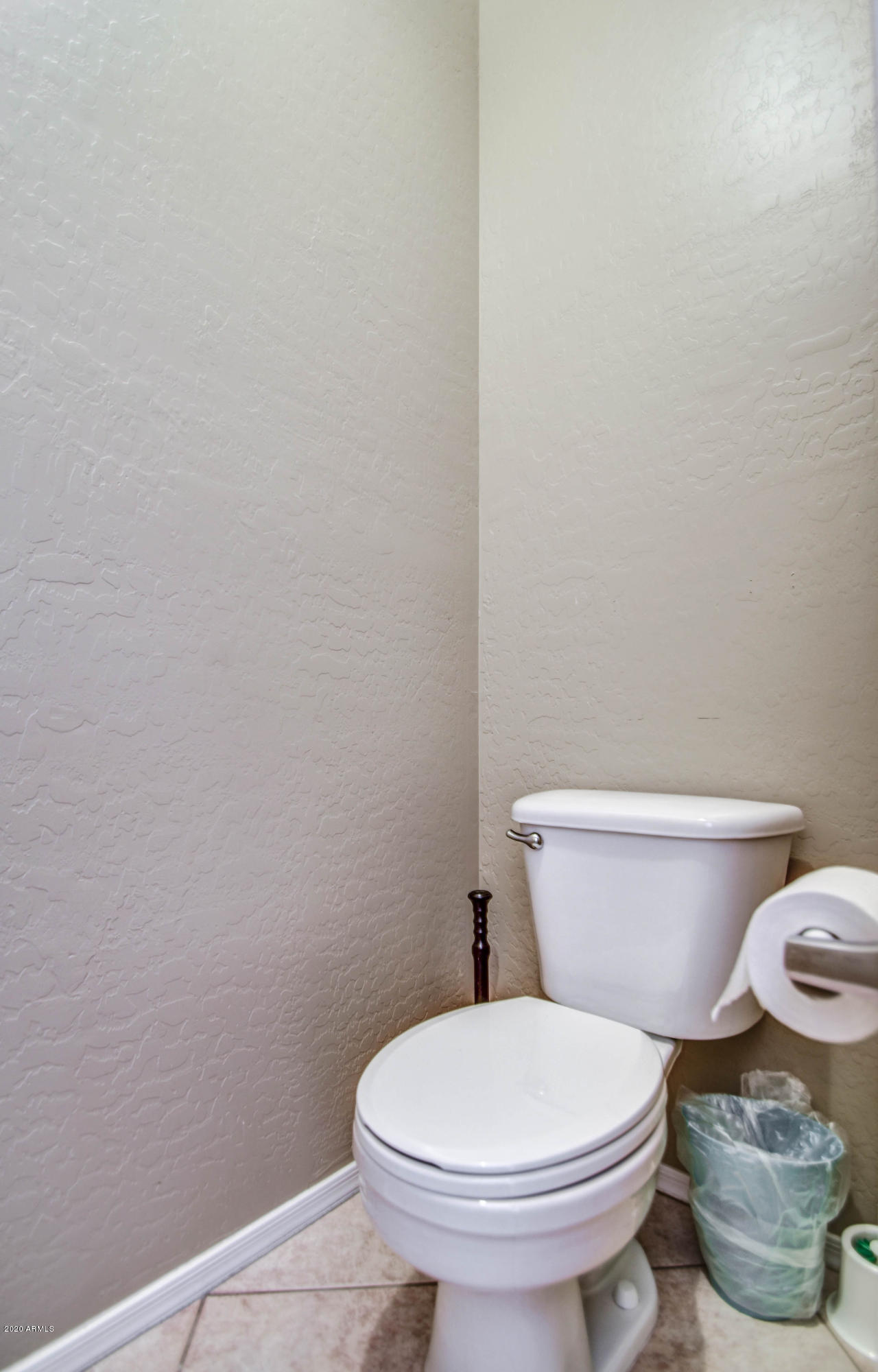 2985 East Harwell Road Gilbert, AZ 85234 - Photo 29 of 44 MASTER BATH 3