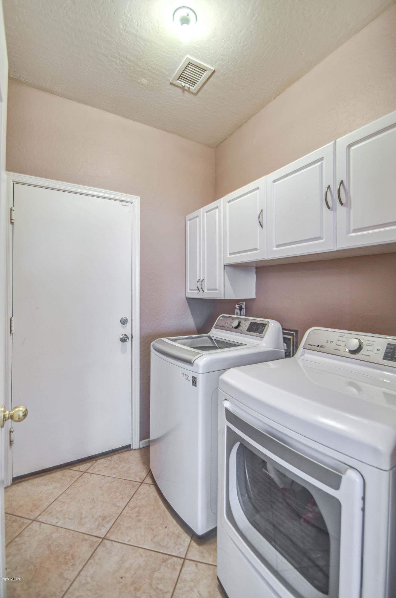 2985 East Harwell Road Gilbert, AZ 85234 - Photo 37 of 44 LAUNDR 1, 2